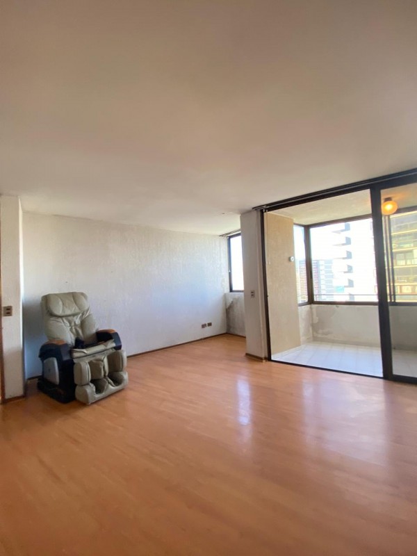 Se Vende Amplio Departamento San Martin Viña del Mar