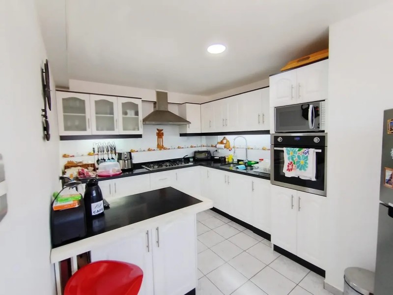 Se Vende Casa de 5 Pisos en Cerro Artillería Valparaíso