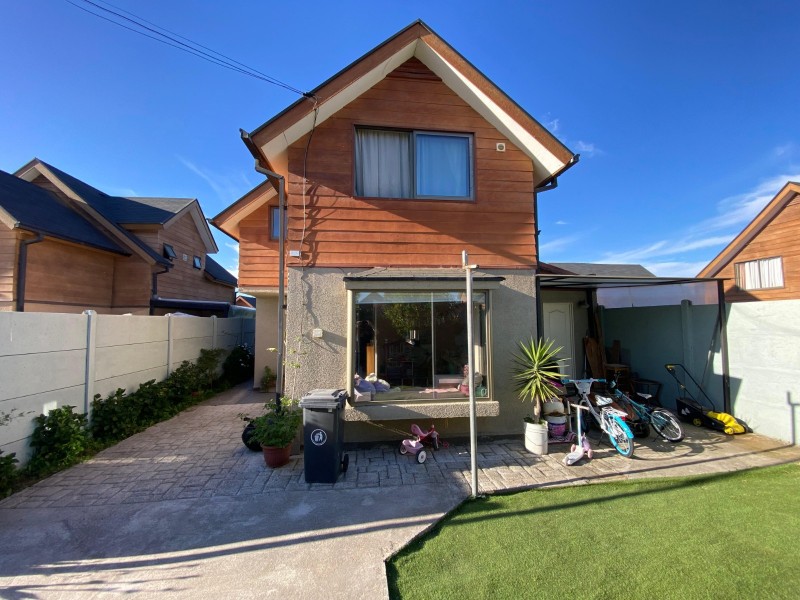 Fotografía de en Venta Amplia y Moderna Casa en Zapallar, Curicó