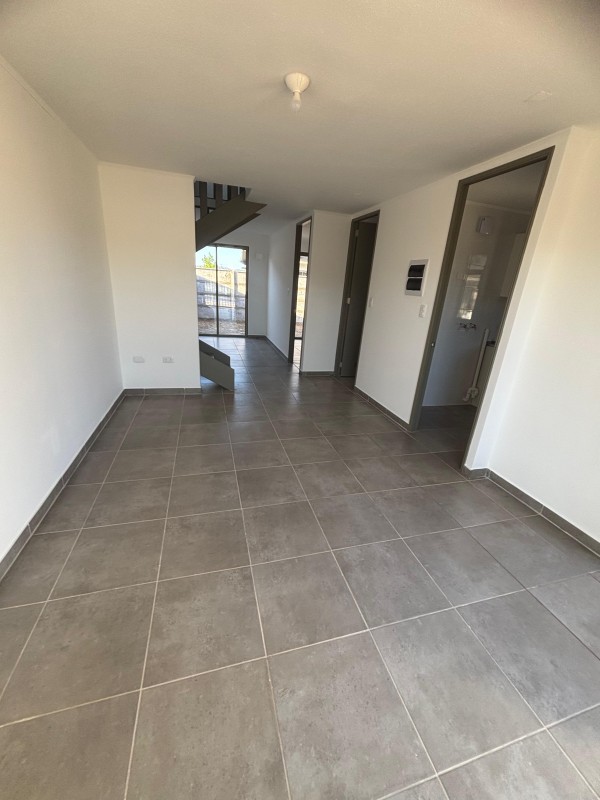 Se Arrienda Casa en Doña Ignacia 9