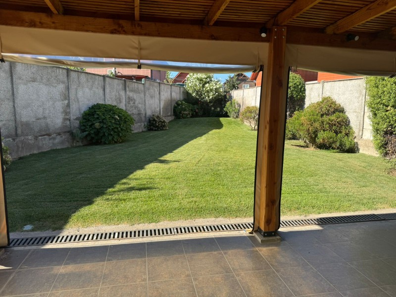 Casa Amplia en Valles del Country