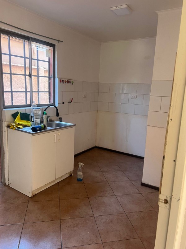 🏡 Casa – Sector Bicentenario (Amplia y Renovada)