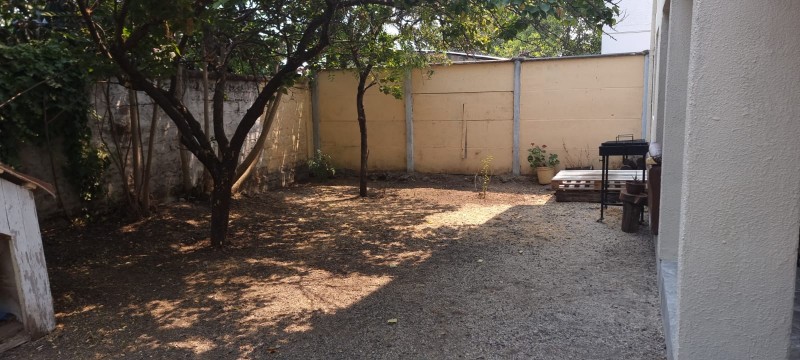 Se Vende Amplia Casa en Villa Magisterio