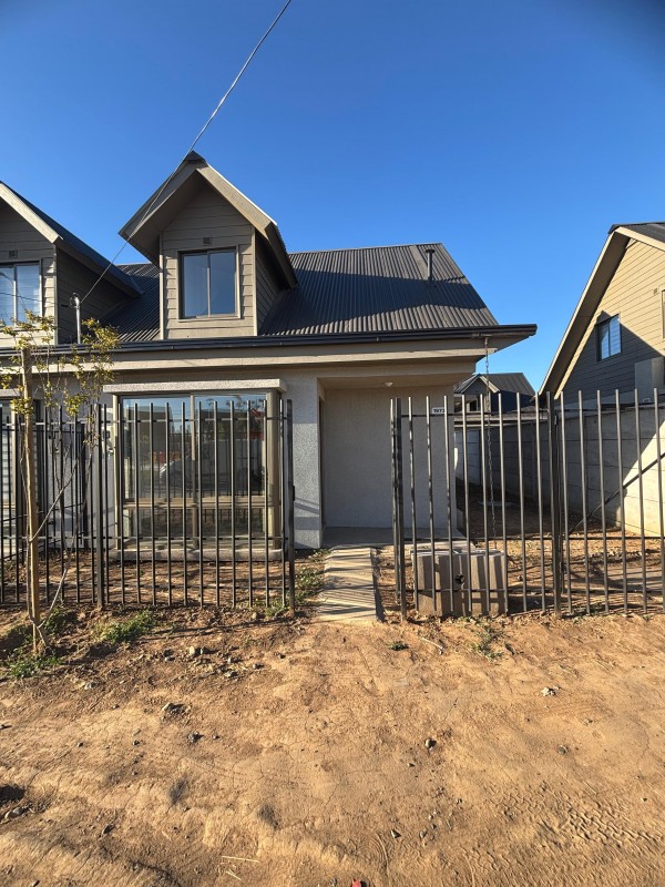 Se Arrienda Hermosa Casa en Doña Ignacia 9