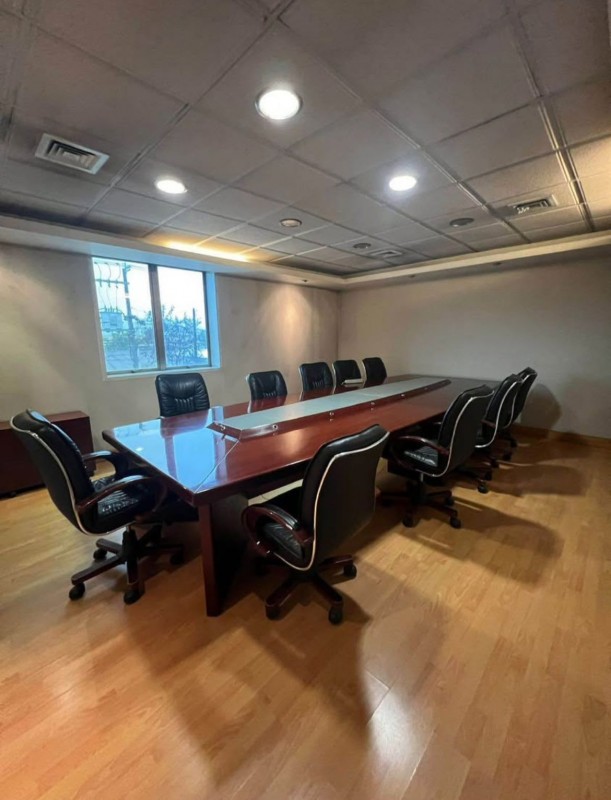 📍 Arrienda Tu Oficina Completa en Pleno Centro