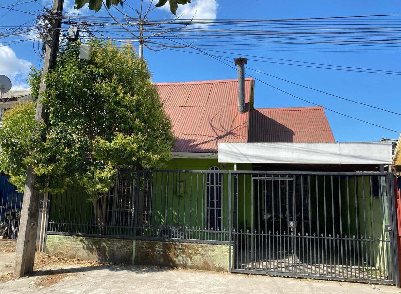 Se Vende Hermosa Casa en Panamericana Solo Contado!!!
