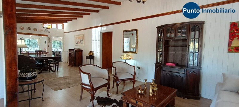 Parcela Con Dos Casas