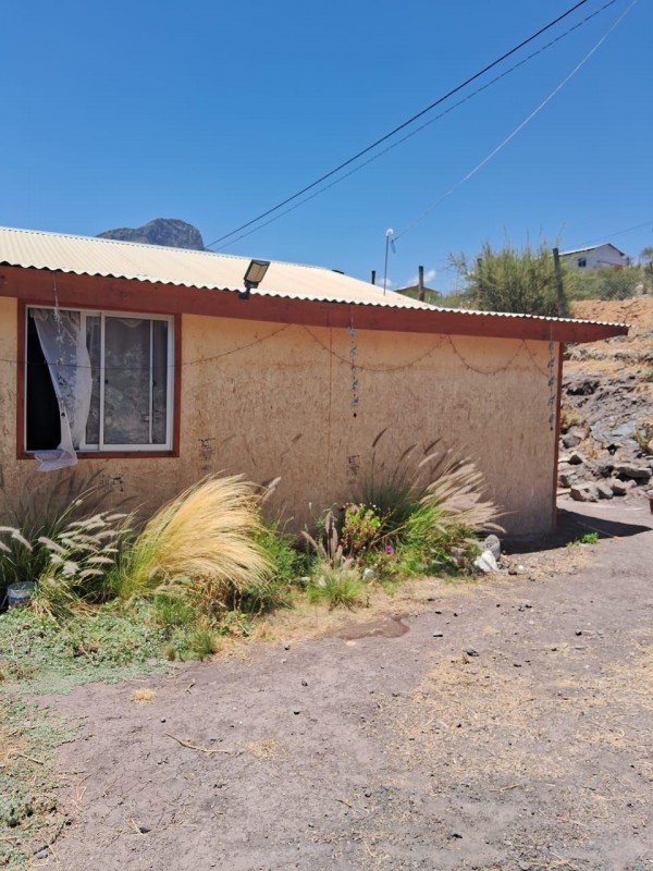 Amplio Sitio Con Casa