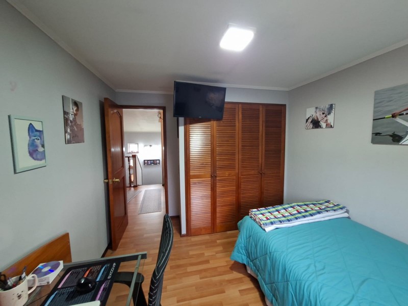 Amplia y Acogedora Casa de 2 Niveles en Bosques de San Pedro