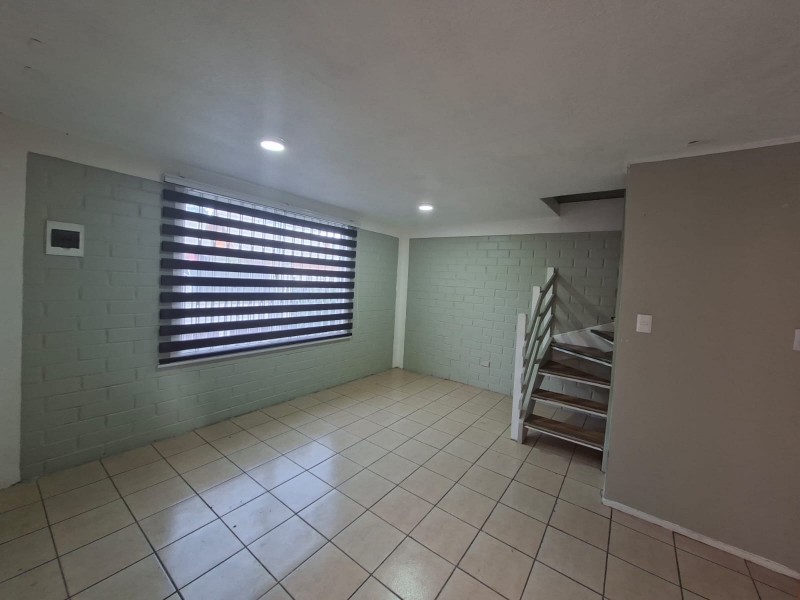 Casa de Dos Niveles en Venta, Francisco Coloane, San Pedro