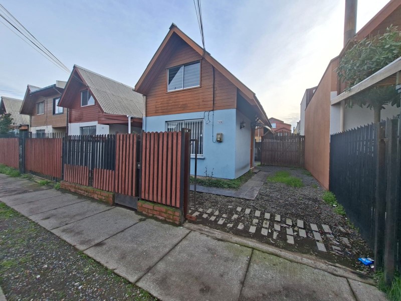 Casa de Dos Niveles en Venta, Francisco Coloane, San Pedro