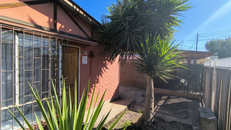 Arriendo Casa Puente Alto, 2 Dormitorios, Con Estacionamient