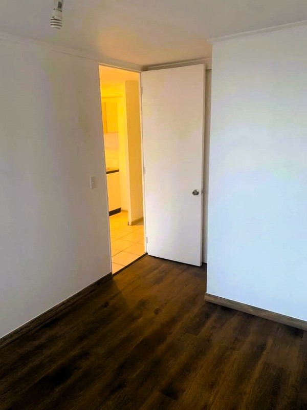 Departamento Piso 8, Santiago Sur.