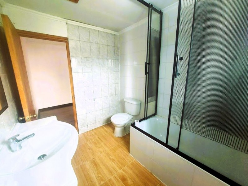 Casa Con Negocio, Villa la Foresta, Puente Alto.