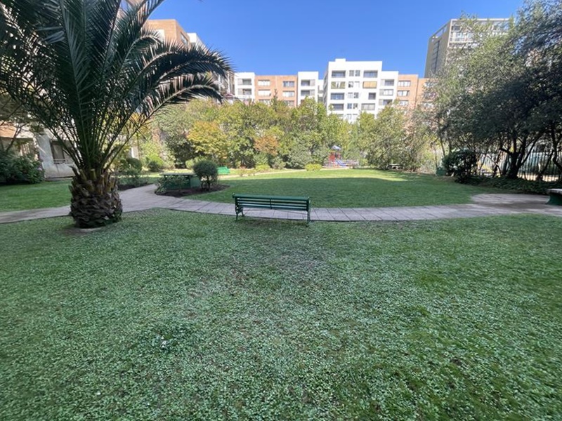 Vista Despejada Nor Oriente Piso 9/dos Estacionamientos