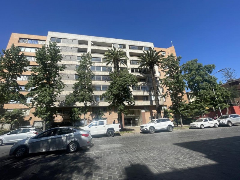 Vista Despejada Nor Oriente Piso 9/dos Estacionamientos