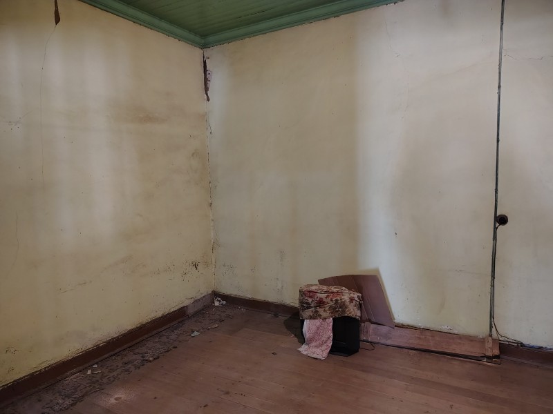 Amplio Terreno Con Casas, Cerro San Roque