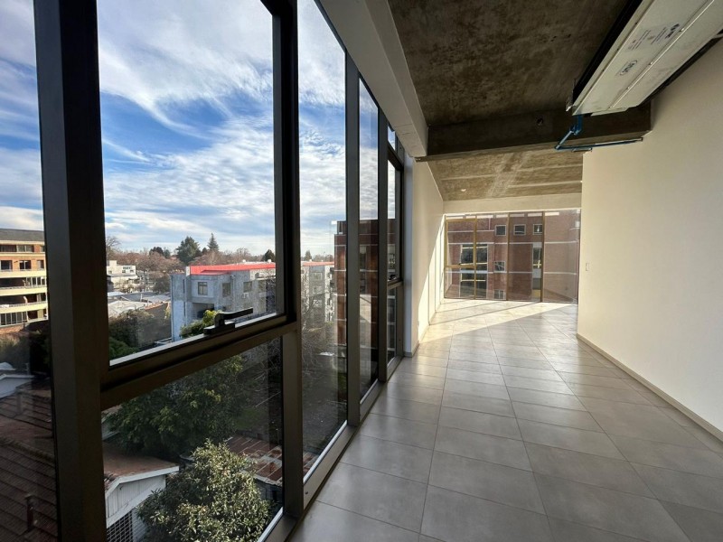 Se Arrienda, Edificio Puerto Mayor, los Ángeles