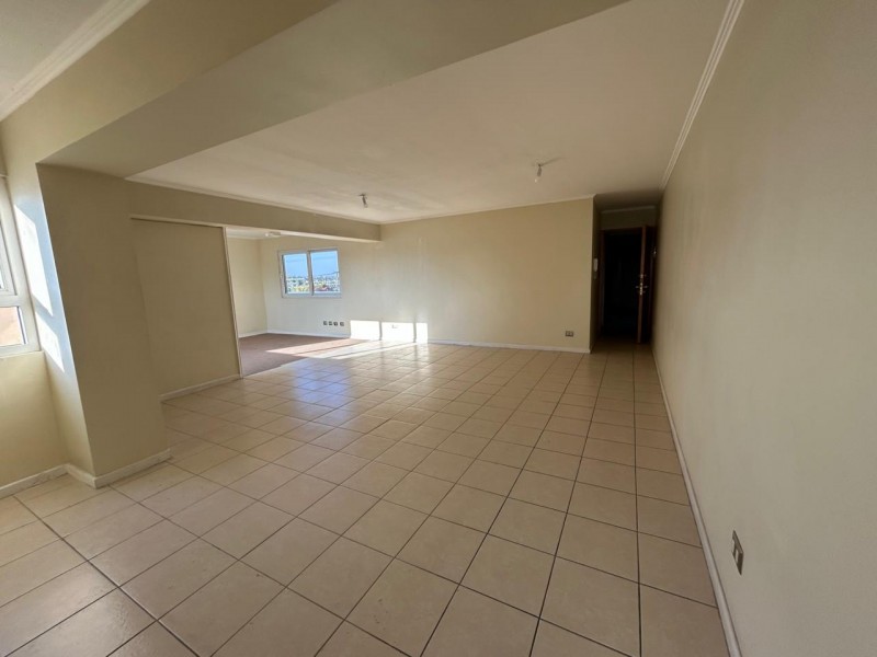 Arrienda Amplia Oficina en Edificio Céntrico los Angeles