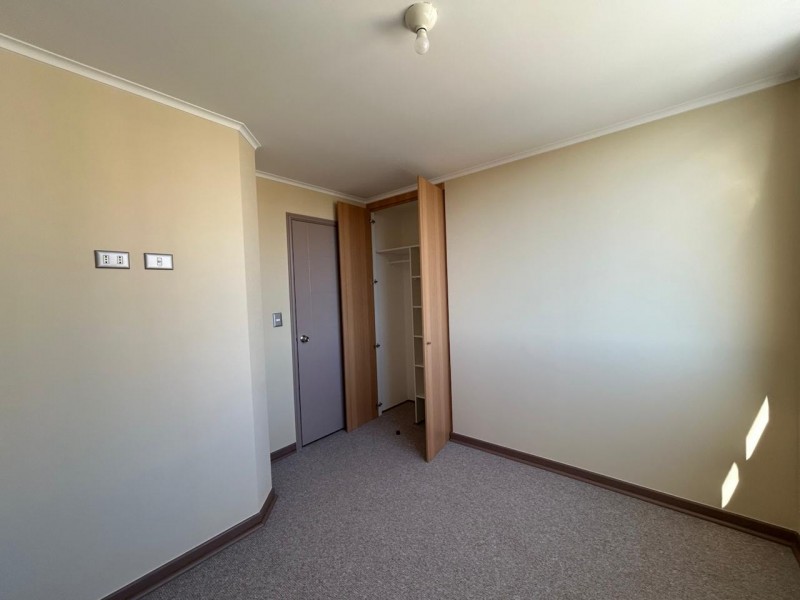 Arrienda Departamento Condominio Parque Carrera los Ángeles.