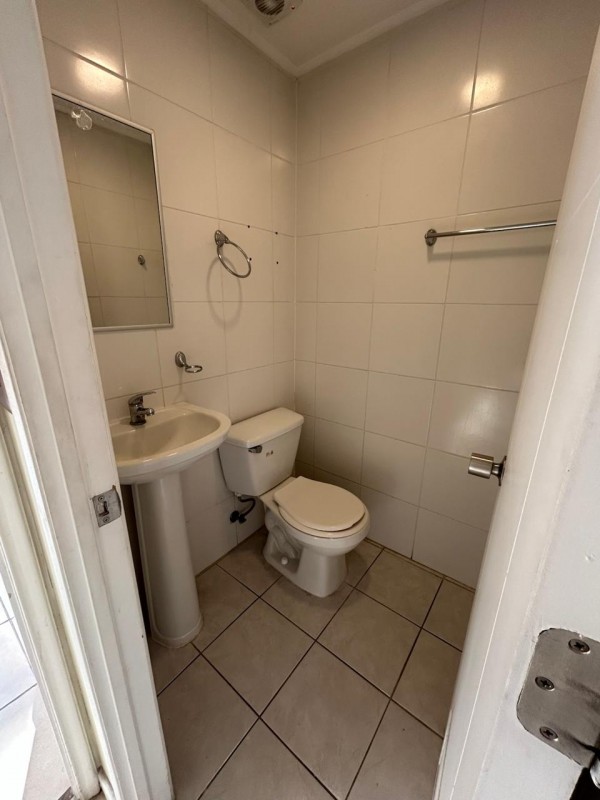 Arrienda Amplia Oficina en Edificio Céntrico los Angeles