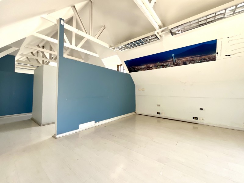 Arriendo de Excelente Local Comercial en las Condes
