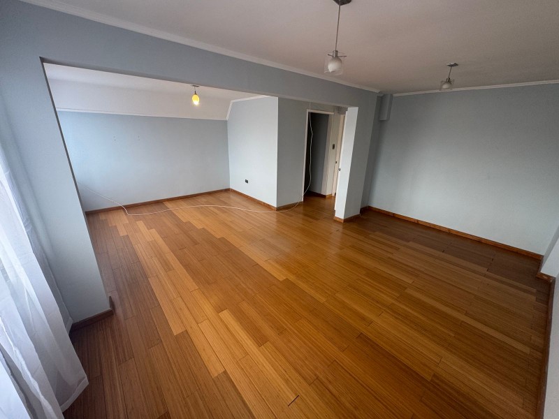 Propiedad Comercial en Arriendo, Totalmente Remodelada !