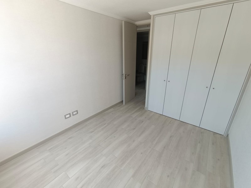 Se Arrienda Amplio Departamento 3D | 2B