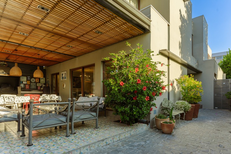 Casa en Venta Con Gran Ubicación en Vitacura