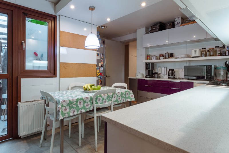 Casa en Venta Con Gran Ubicación en Vitacura