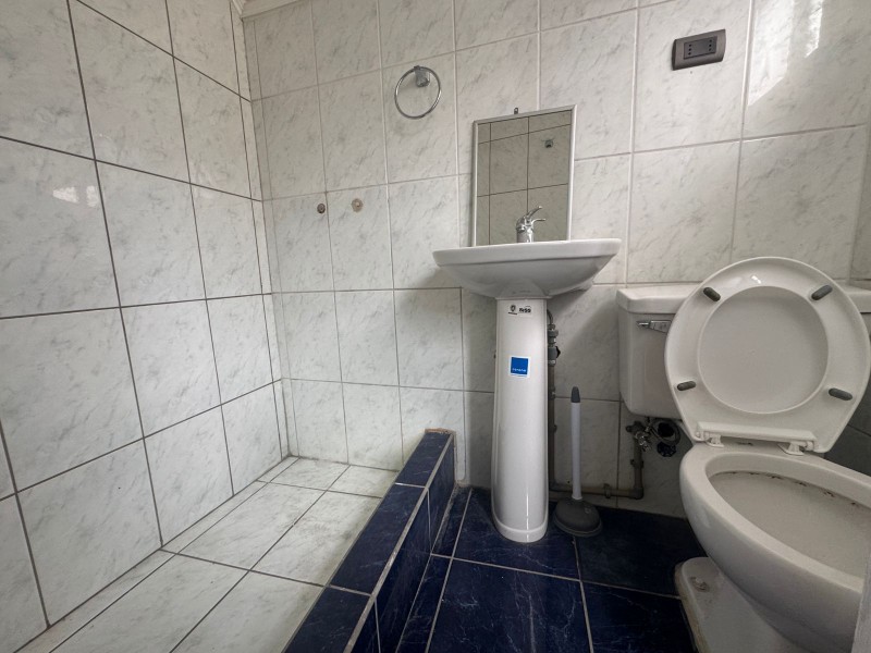 Propiedad Comercial en Arriendo, Totalmente Remodelada !