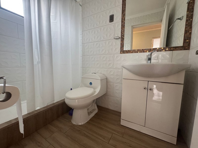 Propiedad Comercial en Arriendo, Totalmente Remodelada !