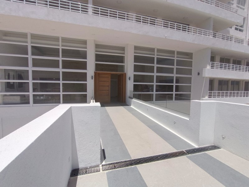 Se Arrienda Amplio Departamento 3D | 2B