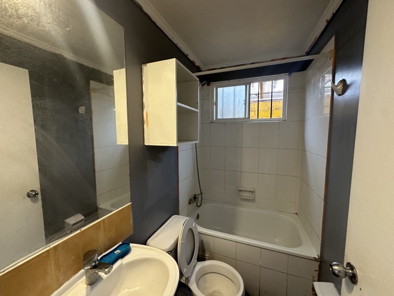 Casa de Esquina Con Ubicación Privilegiada !!!