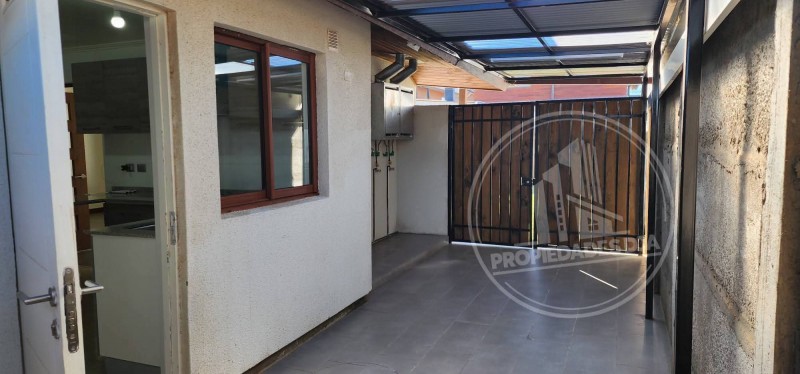 Hermosa Casa en las Rastras