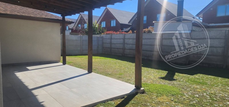 Hermosa Casa en las Rastras