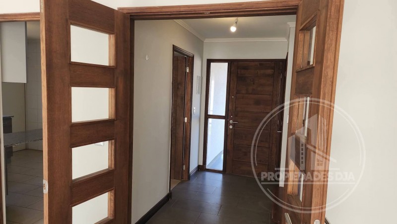 Hermosa Casa en las Rastras