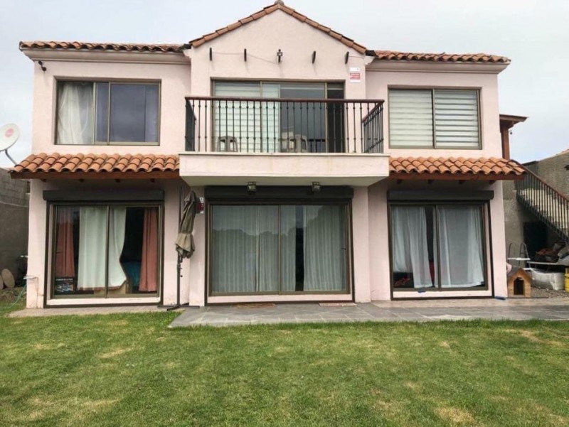 Arriendo Casa en Condominio Mantagua