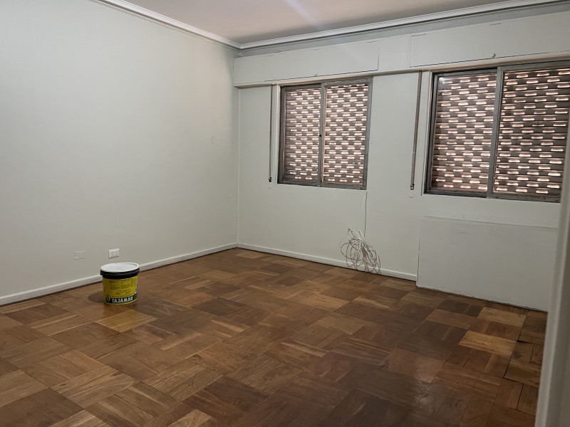 Casa Comercial 12 Habitaciones y 7 Baños