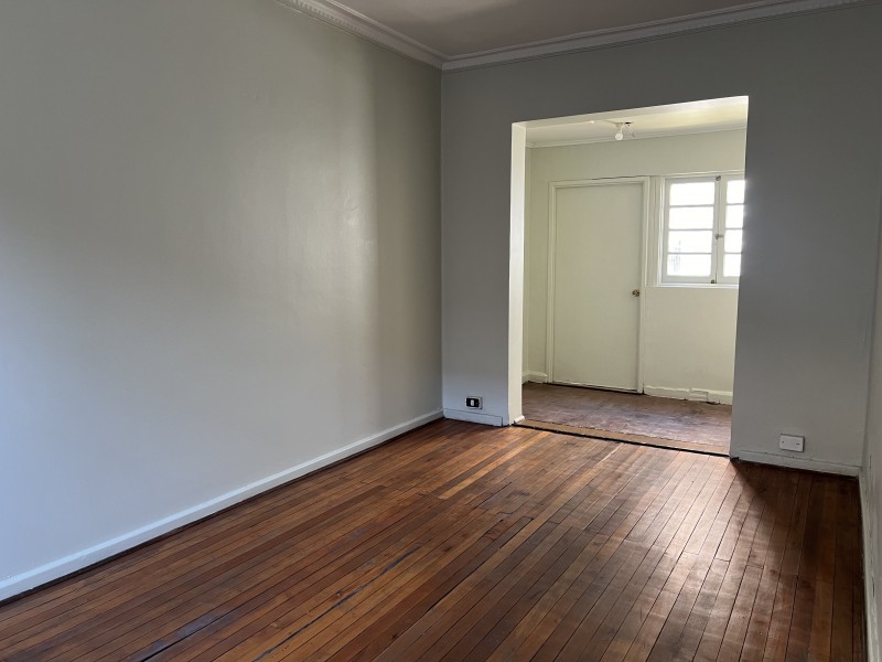 Casa Comercial 12 Habitaciones y 7 Baños