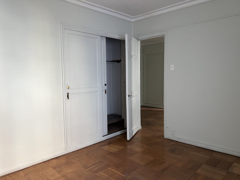 Casa Comercial 12 Habitaciones y 7 Baños