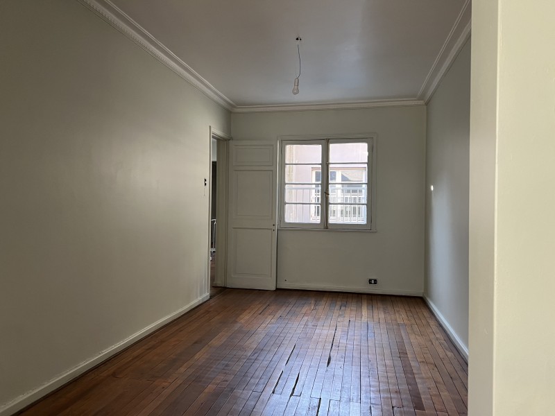 Casa Comercial 12 Habitaciones y 7 Baños