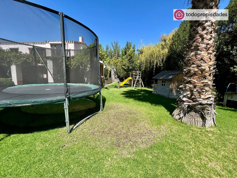 Exclusiva Casa en Condominio Piedra Roja