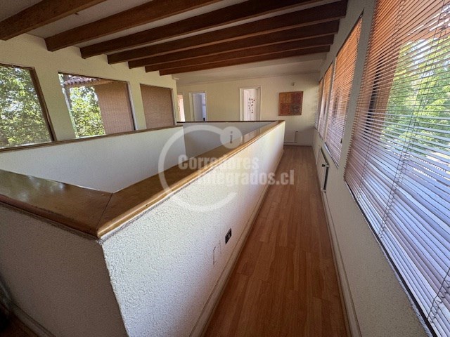 Casa en Venta de 7 Dorm. en las Condes