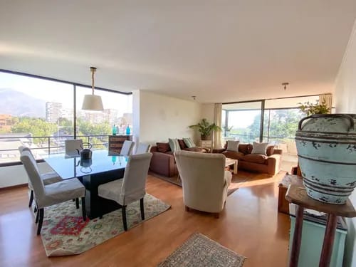 Amplio Departamento Con Vista Despejada