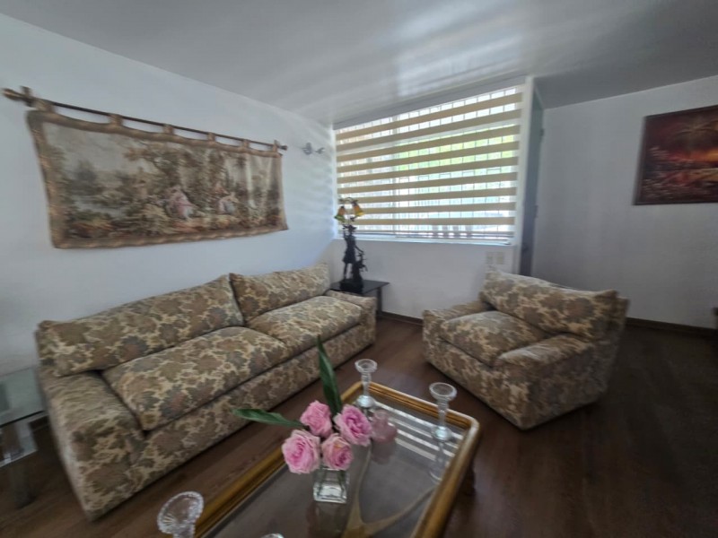 Oportunidad Casa en Condominio Recién Remodelada
