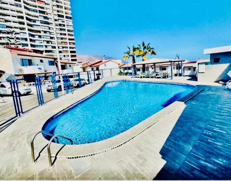 Casa Amoblada 4D/4B en Condominio, Gc Incluido y Piscina