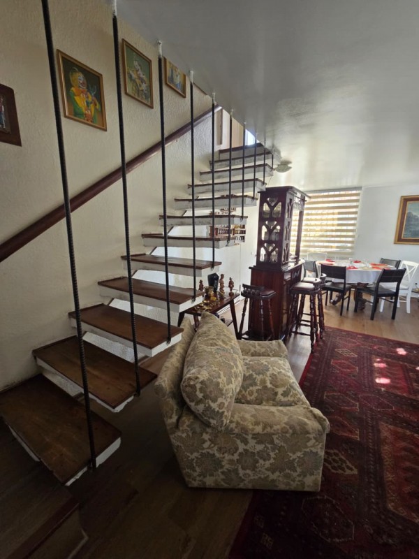 Oportunidad Casa en Condominio Recién Remodelada