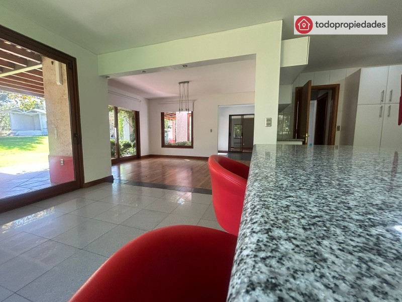 Exclusiva Casa en Condominio Piedra Roja