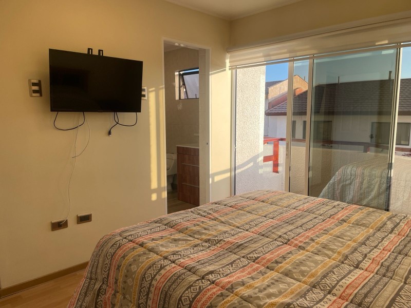 Casa Amoblada 4D/4B en Condominio, Gc Incluido y Piscina